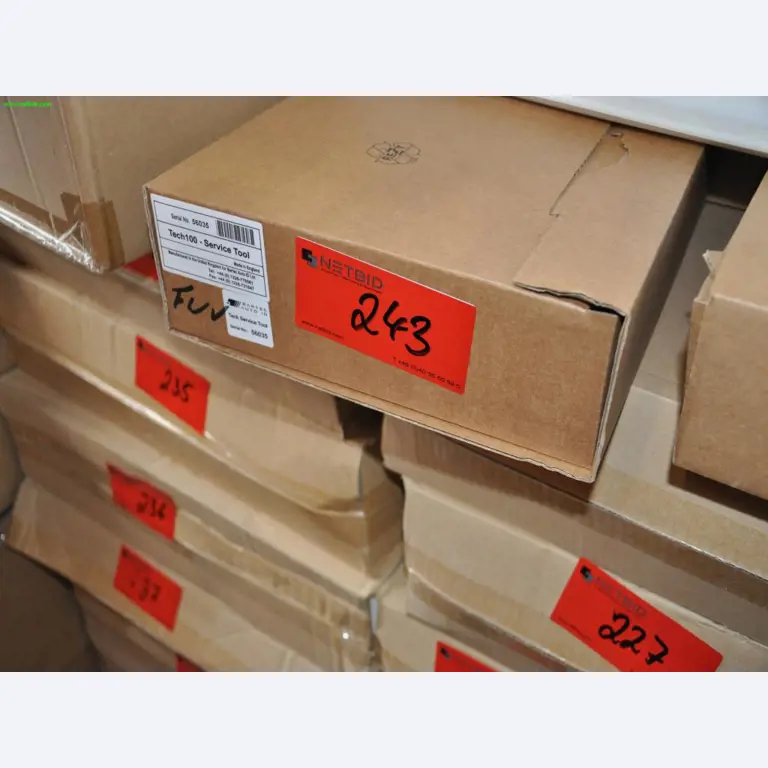 Máquinas, ferramentas, mercadorias / equipamento de oficina do ambiente<br> Comércio automóvel / serviço de pneus-6